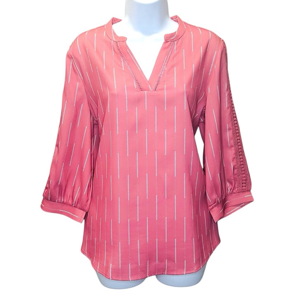 Unixseque Universal Thread Women’s Size M Pink Blouse with White Stripes